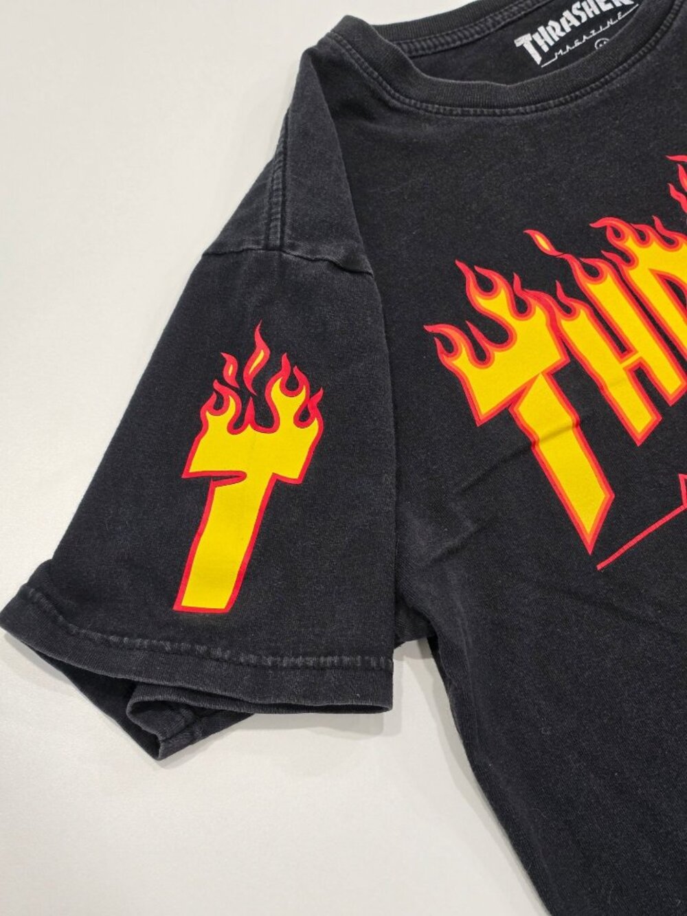 Thrasher Magazine ✦ 77 Uprising Brooklyn Flame Tee ✦ Black Cotton Skate Style M - Picture 8 of 12